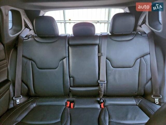 Білий Джип Compass, об'ємом двигуна 2.36 л та пробігом 112 тис. км за 5200 $, фото 10 на Automoto.ua