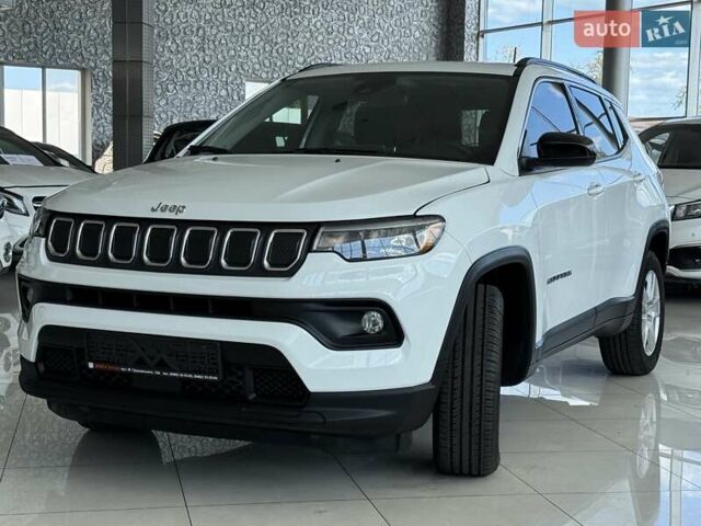 Белый Джип Компас, объемом двигателя 2.4 л и пробегом 77 тыс. км за 19500 $, фото 4 на Automoto.ua