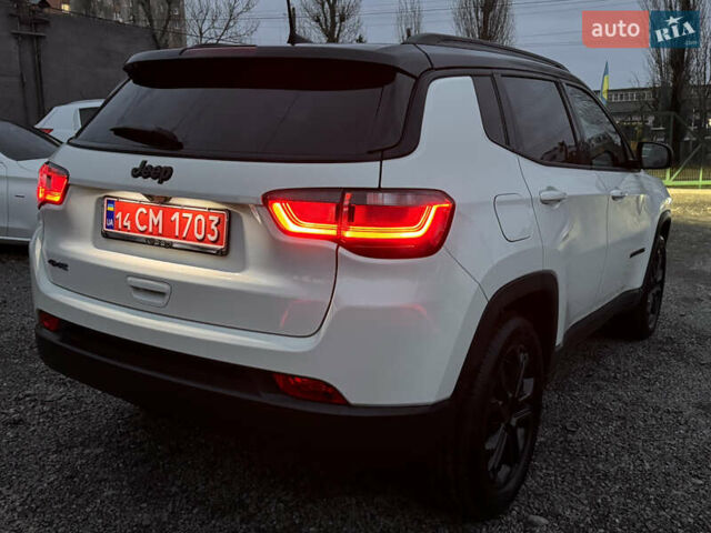 Білий Джип Compass, об'ємом двигуна 1.33 л та пробігом 46 тис. км за 35000 $, фото 17 на Automoto.ua