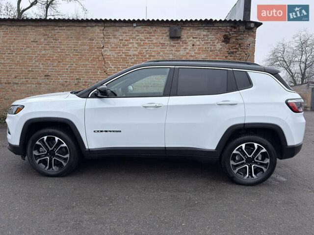 Белый Джип Компас, объемом двигателя 2 л и пробегом 30 тыс. км за 21999 $, фото 13 на Automoto.ua