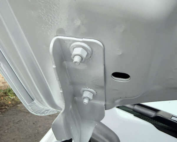 Белый Джип Компас, объемом двигателя 2 л и пробегом 30 тыс. км за 21999 $, фото 23 на Automoto.ua