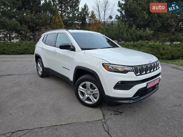 Белый Джип Компас, объемом двигателя 2 л и пробегом 46 тыс. км за 19800 $, фото 6 на Automoto.ua