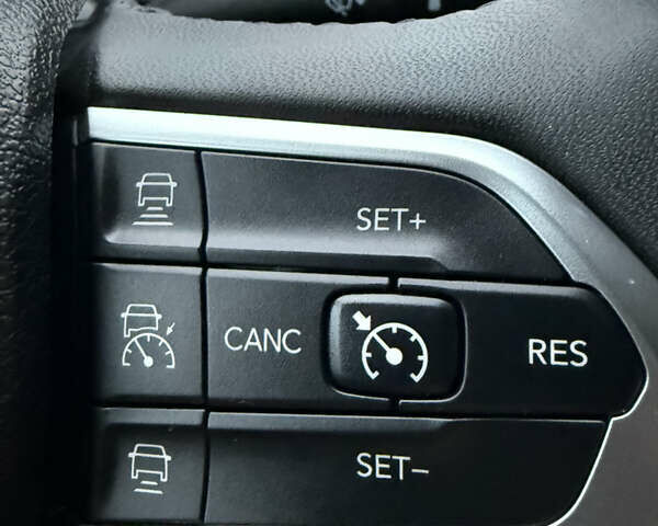 Белый Джип Компас, объемом двигателя 2 л и пробегом 30 тыс. км за 21999 $, фото 27 на Automoto.ua