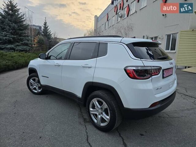 Белый Джип Компас, объемом двигателя 2 л и пробегом 46 тыс. км за 19800 $, фото 10 на Automoto.ua
