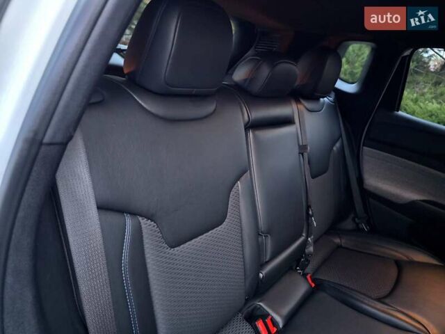 Белый Джип Компас, объемом двигателя 2 л и пробегом 46 тыс. км за 19800 $, фото 42 на Automoto.ua