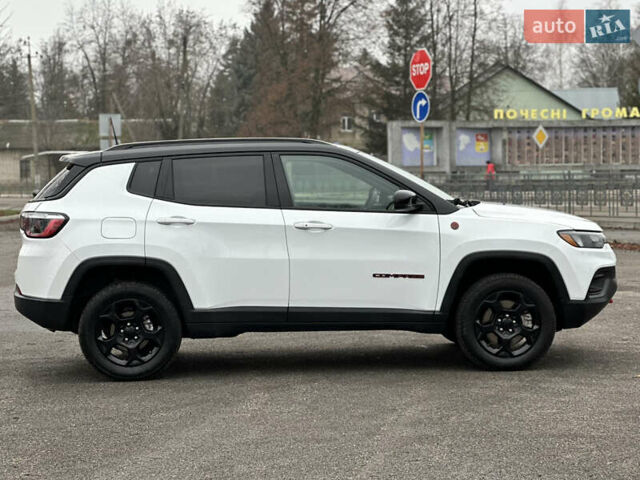 Белый Джип Компас, объемом двигателя 2 л и пробегом 80 тыс. км за 23000 $, фото 13 на Automoto.ua