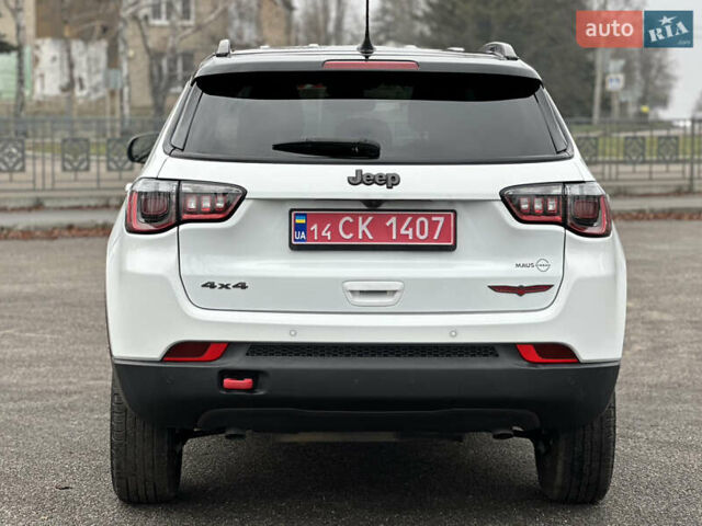 Белый Джип Компас, объемом двигателя 2 л и пробегом 80 тыс. км за 23000 $, фото 12 на Automoto.ua