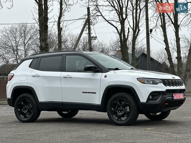 Белый Джип Компас, объемом двигателя 2 л и пробегом 80 тыс. км за 23000 $, фото 15 на Automoto.ua