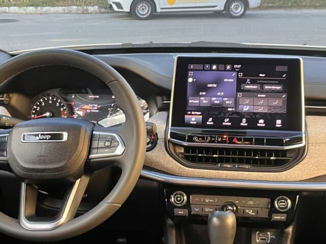 Білий Джип Compass, об'ємом двигуна 2 л та пробігом 45 тис. км за 21500 $, фото 5 на Automoto.ua