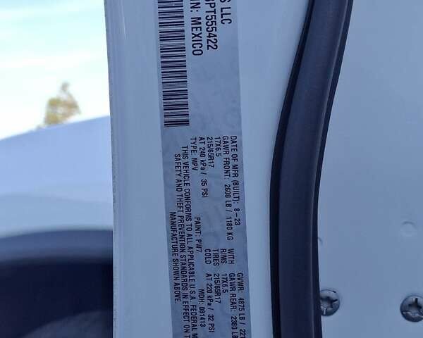 Белый Джип Компас, объемом двигателя 2 л и пробегом 45 тыс. км за 16999 $, фото 13 на Automoto.ua