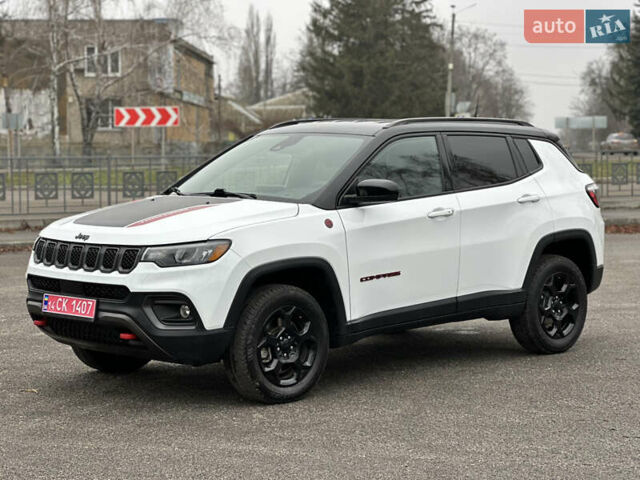 Белый Джип Компас, объемом двигателя 2 л и пробегом 80 тыс. км за 23000 $, фото 18 на Automoto.ua