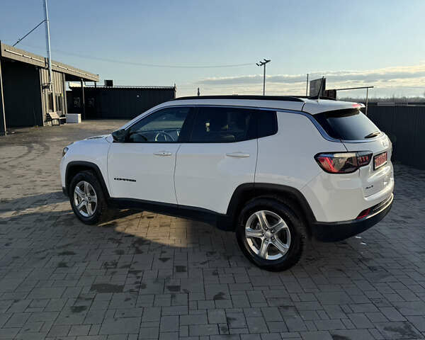 Білий Джип Compass, об'ємом двигуна 2 л та пробігом 122 тис. км за 18400 $, фото 7 на Automoto.ua