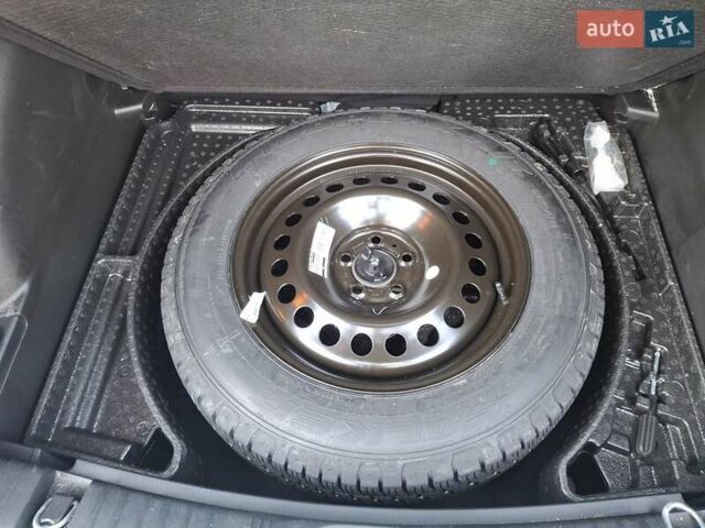 Белый Джип Компас, объемом двигателя 2 л и пробегом 45 тыс. км за 16999 $, фото 2 на Automoto.ua