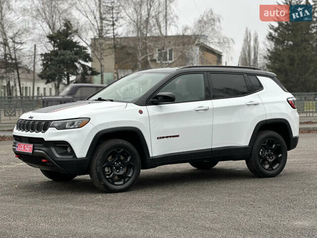 Белый Джип Компас, объемом двигателя 2 л и пробегом 80 тыс. км за 23000 $, фото 8 на Automoto.ua