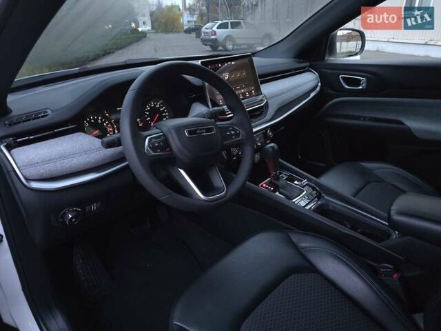 Белый Джип Компас, объемом двигателя 2 л и пробегом 46 тыс. км за 19800 $, фото 64 на Automoto.ua