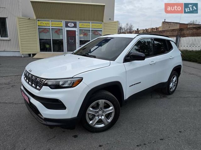 Белый Джип Компас, объемом двигателя 2 л и пробегом 46 тыс. км за 19800 $, фото 20 на Automoto.ua