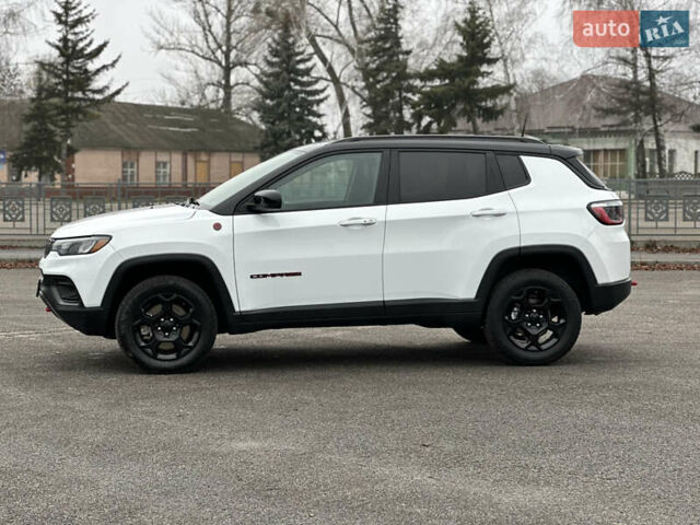 Белый Джип Компас, объемом двигателя 2 л и пробегом 80 тыс. км за 23000 $, фото 17 на Automoto.ua