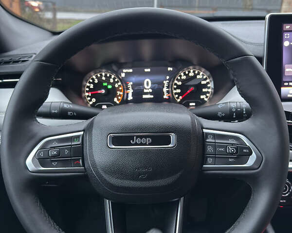 Белый Джип Компас, объемом двигателя 2 л и пробегом 30 тыс. км за 21999 $, фото 25 на Automoto.ua