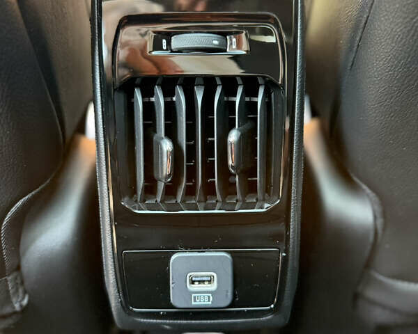 Джип Compass 2023 у Івано-Франківську на Automoto.ua Білий Джип Compass, об'ємом двигуна 2.36 л та пробігом 29 тис. км за 18999 $, фото 9 на Automoto.ua