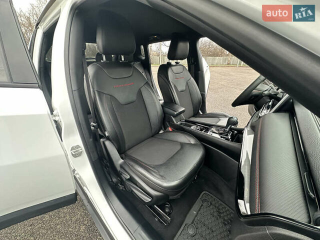 Белый Джип Компас, объемом двигателя 2 л и пробегом 80 тыс. км за 23000 $, фото 38 на Automoto.ua