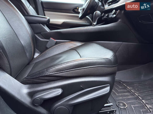 Белый Джип Компас, объемом двигателя 2 л и пробегом 30 тыс. км за 21999 $, фото 50 на Automoto.ua