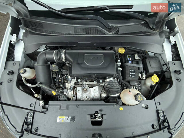 Белый Джип Компас, объемом двигателя 2 л и пробегом 30 тыс. км за 21999 $, фото 21 на Automoto.ua