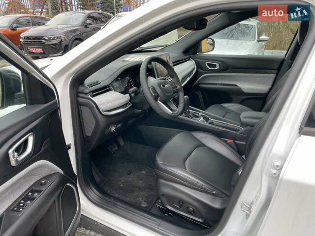 Белый Джип Компас, объемом двигателя 2 л и пробегом 24 тыс. км за 21500 $, фото 4 на Automoto.ua