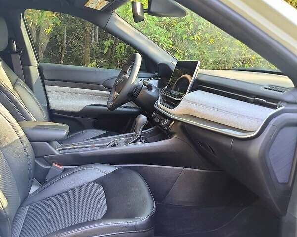 Белый Джип Компас, объемом двигателя 2 л и пробегом 20 тыс. км за 25200 $, фото 18 на Automoto.ua