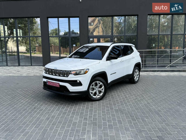 Белый Джип Компас, объемом двигателя 2 л и пробегом 20 тыс. км за 22900 $, фото 1 на Automoto.ua