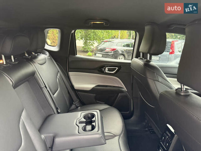 Білий Джип Compass, об'ємом двигуна 2 л та пробігом 2 тис. км за 25000 $, фото 32 на Automoto.ua