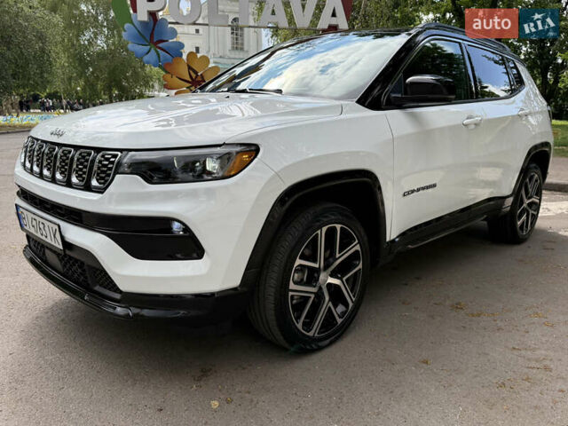 Білий Джип Compass, об'ємом двигуна 2 л та пробігом 4 тис. км за 28500 $, фото 2 на Automoto.ua