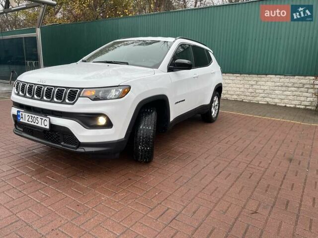 Белый Джип Компас, объемом двигателя 2 л и пробегом 8 тыс. км за 19800 $, фото 37 на Automoto.ua