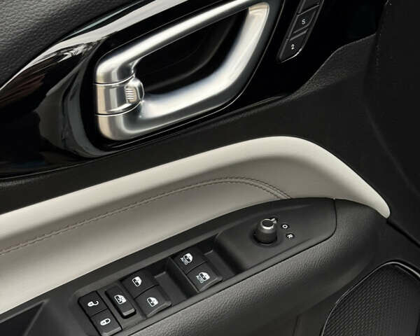 Белый Джип Компас, объемом двигателя 2 л и пробегом 3 тыс. км за 24300 $, фото 28 на Automoto.ua