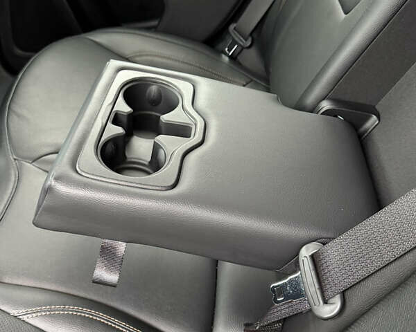 Белый Джип Компас, объемом двигателя 2 л и пробегом 3 тыс. км за 24300 $, фото 32 на Automoto.ua