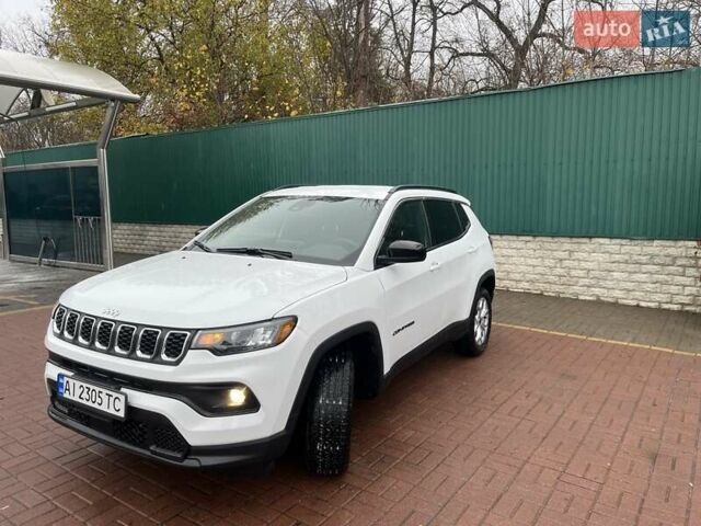 Белый Джип Компас, объемом двигателя 2 л и пробегом 8 тыс. км за 19800 $, фото 36 на Automoto.ua