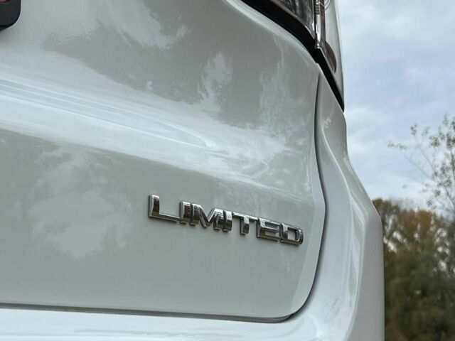 Білий Джип Compass, об'ємом двигуна 2 л та пробігом 3 тис. км за 24300 $, фото 5 на Automoto.ua