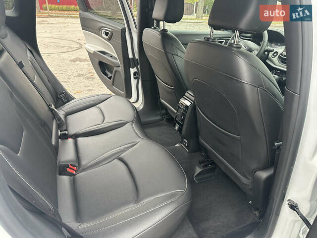 Білий Джип Compass, об'ємом двигуна 2 л та пробігом 19 тис. км за 21700 $, фото 35 на Automoto.ua