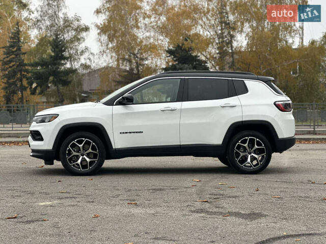 Білий Джип Compass, об'ємом двигуна 2 л та пробігом 19 тис. км за 21700 $, фото 15 на Automoto.ua