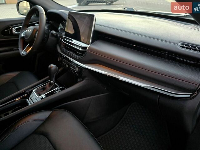 Білий Джип Compass, об'ємом двигуна 2 л та пробігом 75 тис. км за 19700 $, фото 39 на Automoto.ua