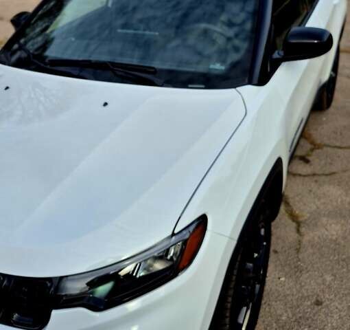 Белый Джип Компас, объемом двигателя 2 л и пробегом 7 тыс. км за 23999 $, фото 4 на Automoto.ua