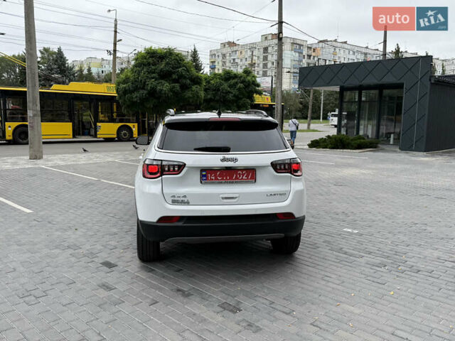 Білий Джип Compass, об'ємом двигуна 2 л та пробігом 2 тис. км за 25000 $, фото 6 на Automoto.ua