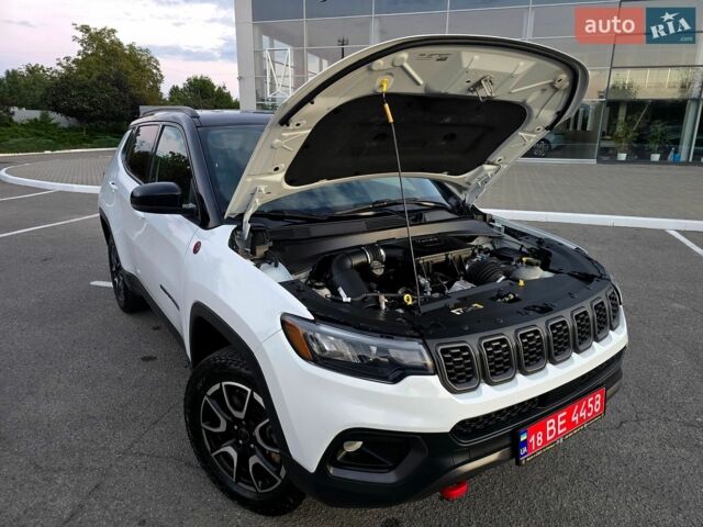Білий Джип Compass, об'ємом двигуна 2 л та пробігом 75 тис. км за 19700 $, фото 97 на Automoto.ua