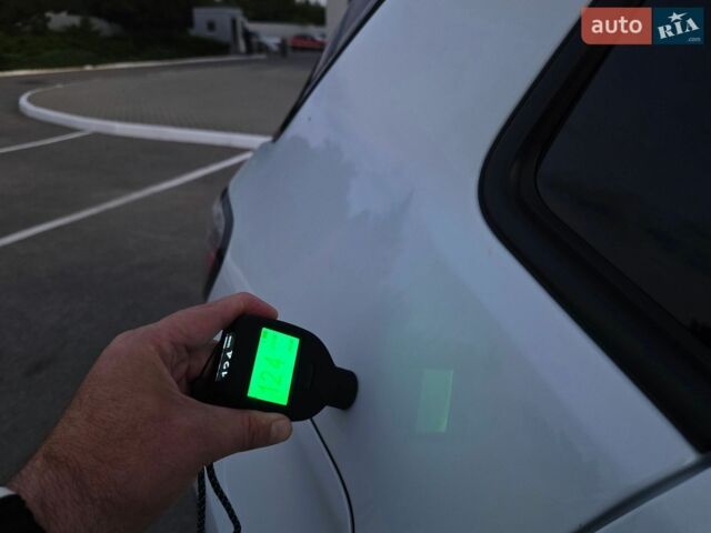 Білий Джип Compass, об'ємом двигуна 2 л та пробігом 75 тис. км за 19700 $, фото 118 на Automoto.ua
