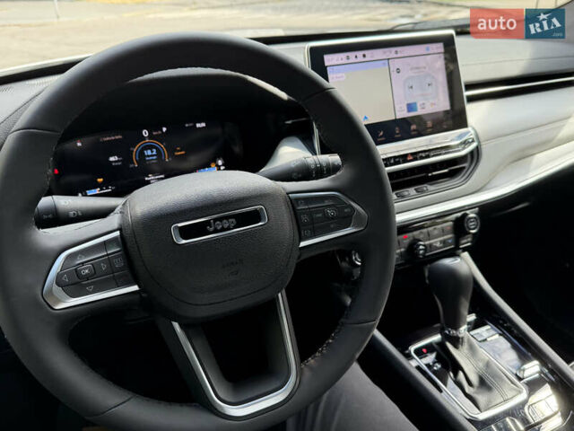 Білий Джип Compass, об'ємом двигуна 2 л та пробігом 4 тис. км за 28500 $, фото 14 на Automoto.ua