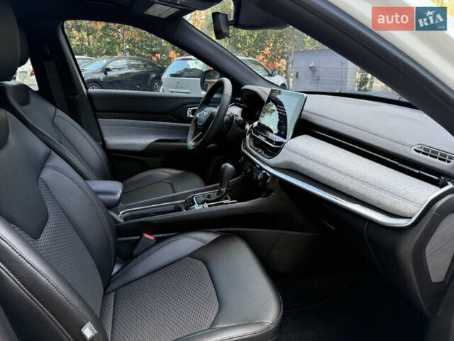 Белый Джип Компас, объемом двигателя 2 л и пробегом 20 тыс. км за 22900 $, фото 28 на Automoto.ua