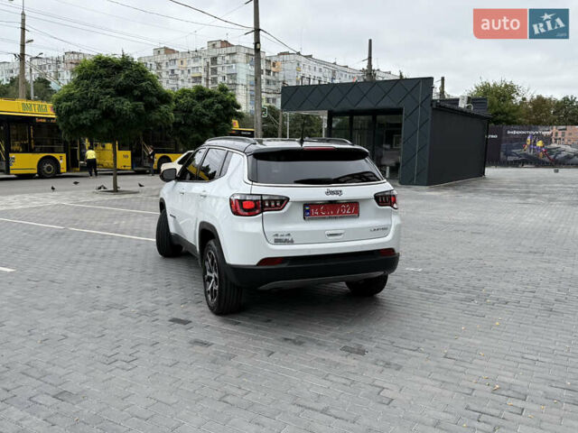 Білий Джип Compass, об'ємом двигуна 2 л та пробігом 2 тис. км за 25000 $, фото 5 на Automoto.ua