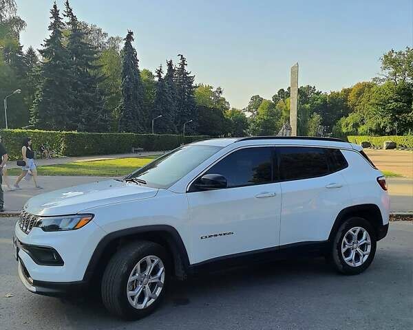 Белый Джип Компас, объемом двигателя 2 л и пробегом 20 тыс. км за 25200 $, фото 4 на Automoto.ua