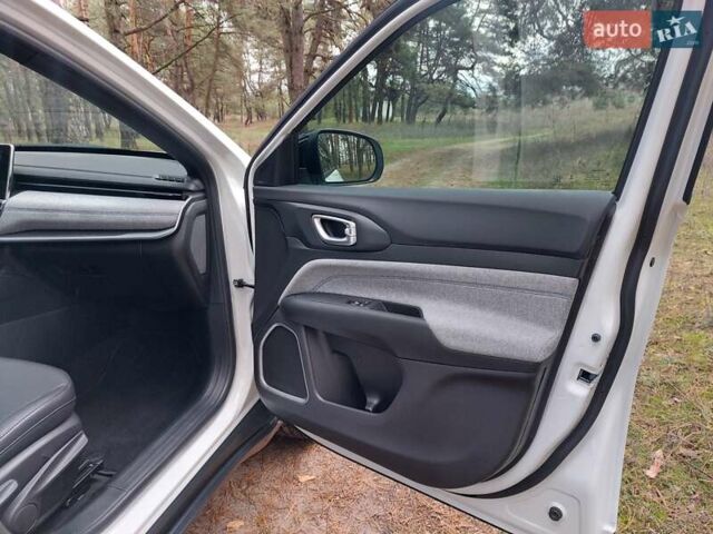 Белый Джип Компас, объемом двигателя 2 л и пробегом 18 тыс. км за 20700 $, фото 10 на Automoto.ua