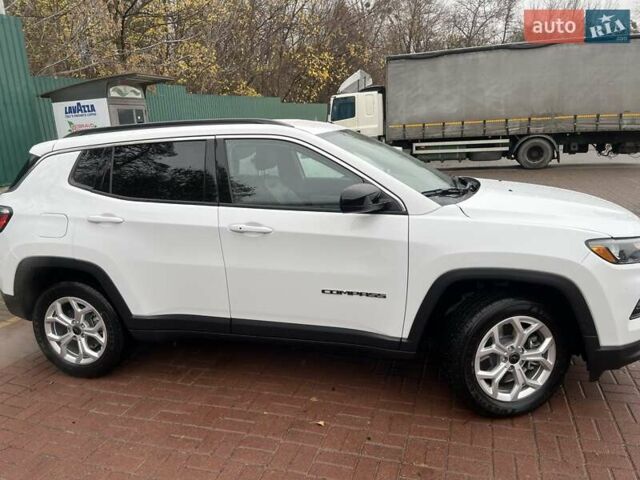 Белый Джип Компас, объемом двигателя 2 л и пробегом 8 тыс. км за 19800 $, фото 30 на Automoto.ua