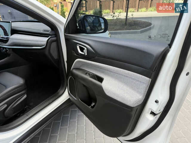 Белый Джип Компас, объемом двигателя 2 л и пробегом 20 тыс. км за 22900 $, фото 27 на Automoto.ua